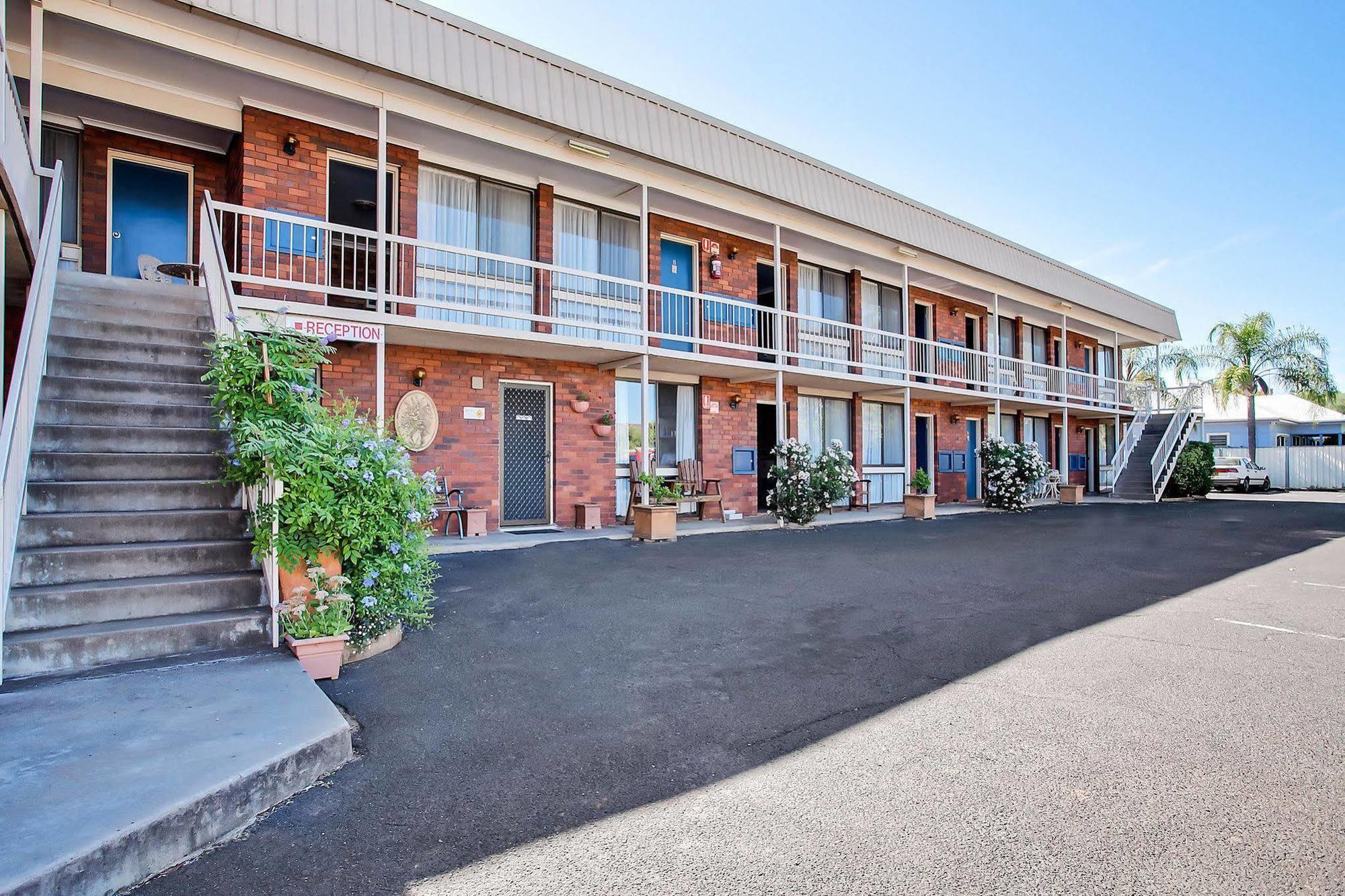 Comfort Inn Dubbo City Exterior photo